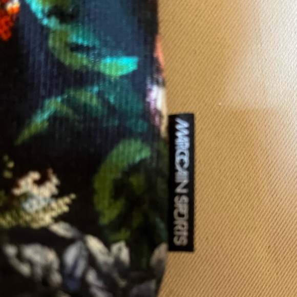 Marc Cain Sport Top size 34 / S - Picture 3 of 8